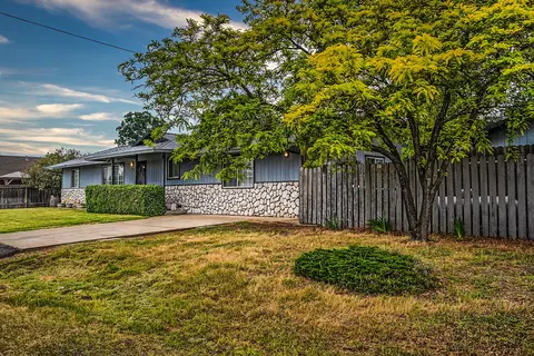 19791 Big Bend Dr, Cottonwood, CA 96022