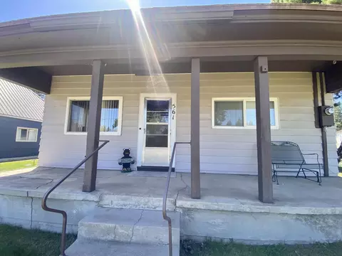 Exterior - 561 Quincy Ave, Mccloud, CA 96057 photo 6 of 13