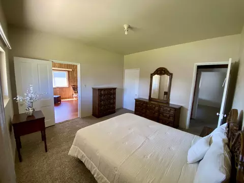 Bedroom - 561 Quincy Ave, Mccloud, CA 96057 photo 3 of 6