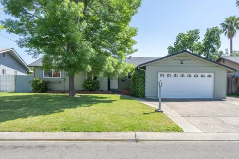 2027 Wilder Dr, Redding, CA 96001