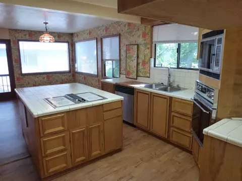 24917 2nd St, Fall River Mills, CA 96028 photo 12