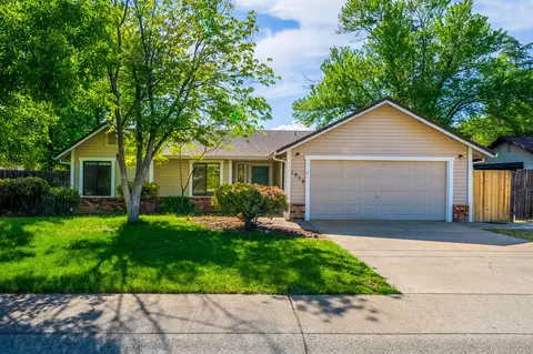 1958 Mary Lake Dr, Redding, CA 96001