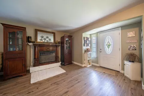 761 Shamrock St, Redding, CA 96003 photo 3
