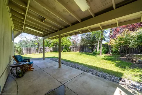 761 Shamrock St, Redding, CA 96003 photo 15