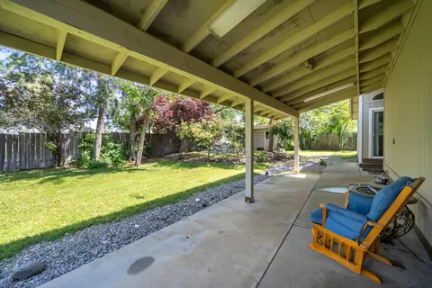 761 Shamrock St, Redding, CA 96003 photo 16