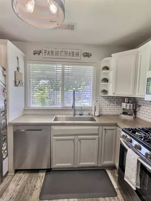 3373 Nathan Dr, Anderson, CA 96007 photo 13
