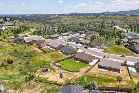 3542 Americana Way, Redding, CA 96003 photo 44