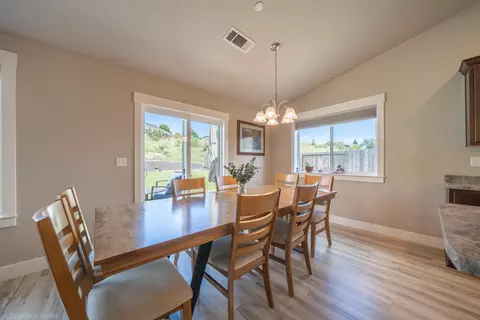 3542 Americana Way, Redding, CA 96003 photo 21
