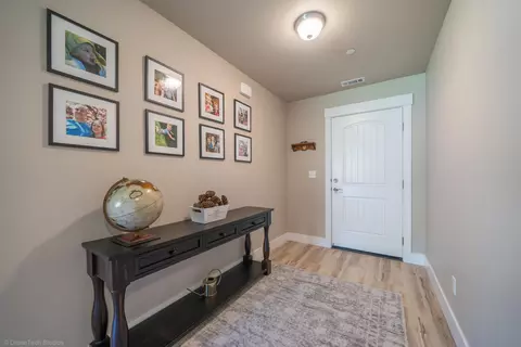 3542 Americana Way, Redding, CA 96003 photo 10