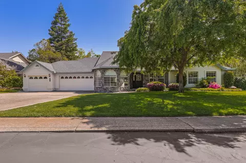 3155 Colombard, Redding, CA 96001