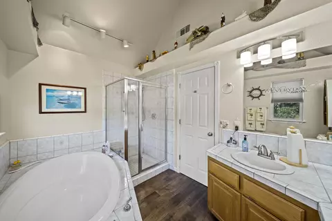12232 Manzanoaks Dr, Redding, CA 96003 photo 23
