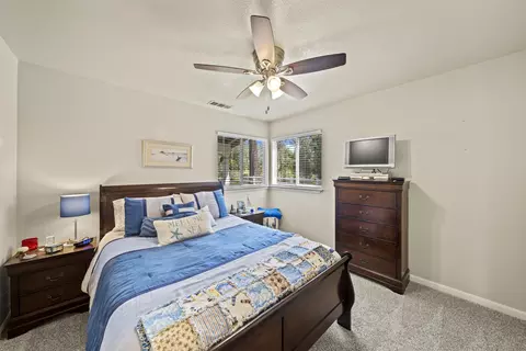 12232 Manzanoaks Dr, Redding, CA 96003 photo 14