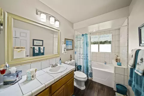 12232 Manzanoaks Dr, Redding, CA 96003 photo 16