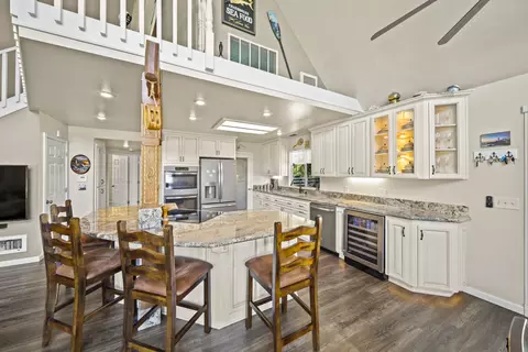 12232 Manzanoaks Dr, Redding, CA 96003 photo 6