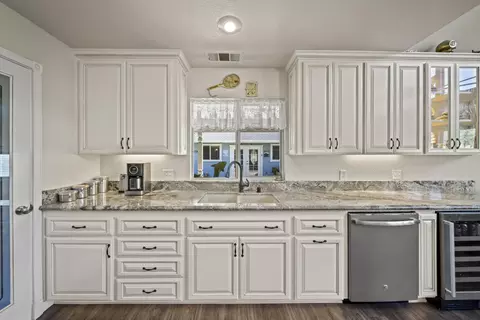 12232 Manzanoaks Dr, Redding, CA 96003 photo 12