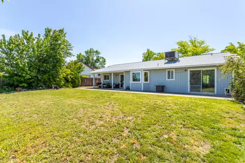 3079 Seminole Dr, Redding, CA 96001 photo 22