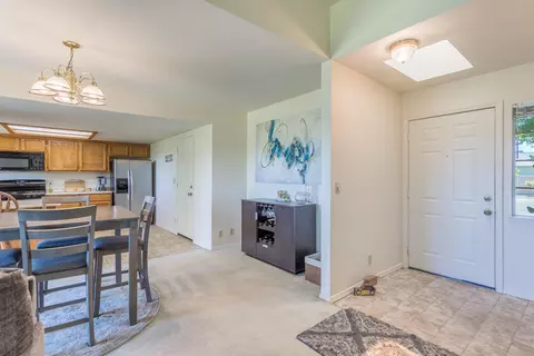 3079 Seminole Dr, Redding, CA 96001 photo 12