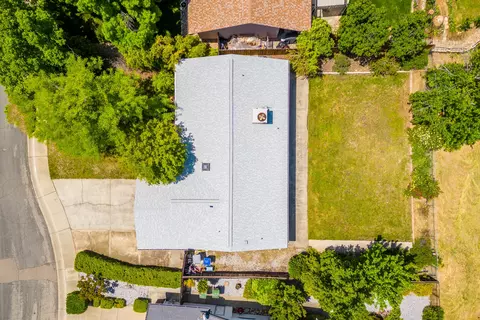 3079 Seminole Dr, Redding, CA 96001 photo 18