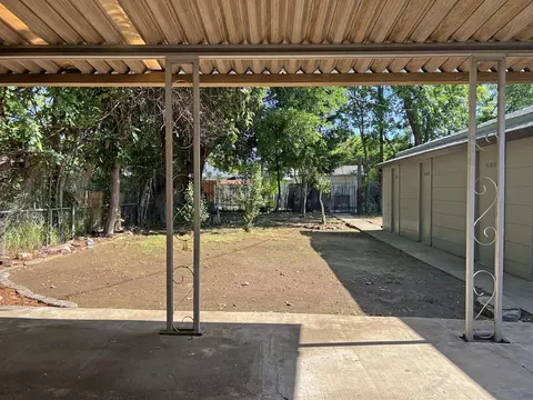 810 Locust St, Redding, CA 96001 photo 10