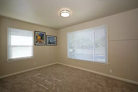 810 Locust St, Redding, CA 96001 photo 6