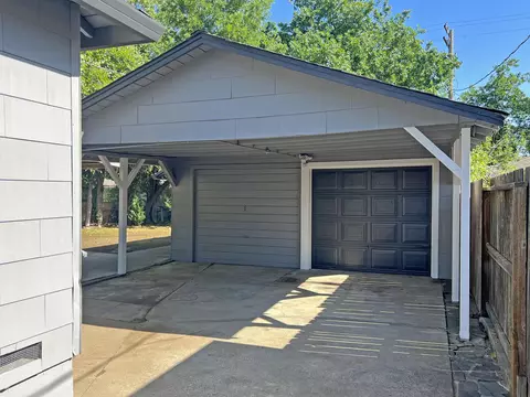 810 Locust St, Redding, CA 96001 photo 12