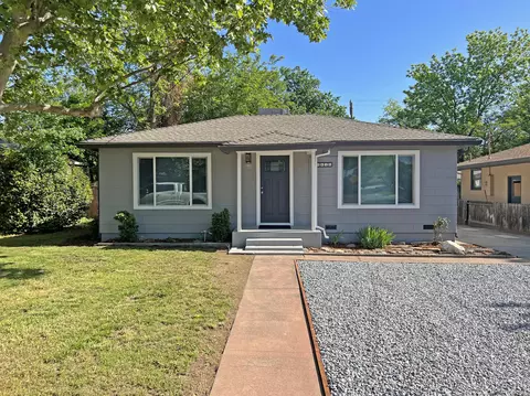810 Locust St, Redding, CA 96001