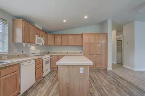 5150 Pine St, Anderson, CA 96007 photo 9