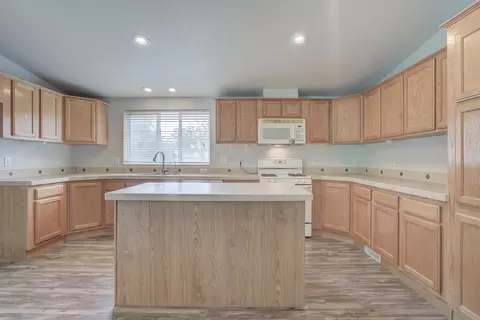 5150 Pine St, Anderson, CA 96007 photo 7