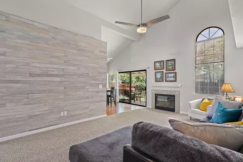 2193 Cadjew St, Redding, CA 96003 photo 10