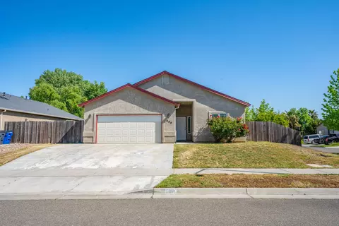 600 Villa Dr, Red Bluff, CA 96080 photo 2