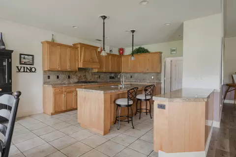 7320 Robles Dr, Redding, CA 96002 photo 13
