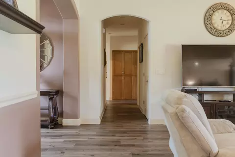 7320 Robles Dr, Redding, CA 96002 photo 15