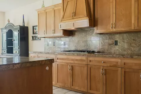 7320 Robles Dr, Redding, CA 96002 photo 10