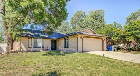 1828 Trumpet Dr, Redding, CA 96003
