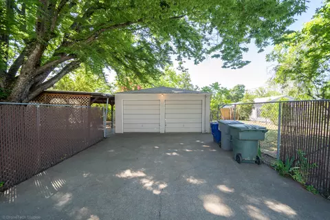 1704 Verda St, Redding, CA 96001 photo 21