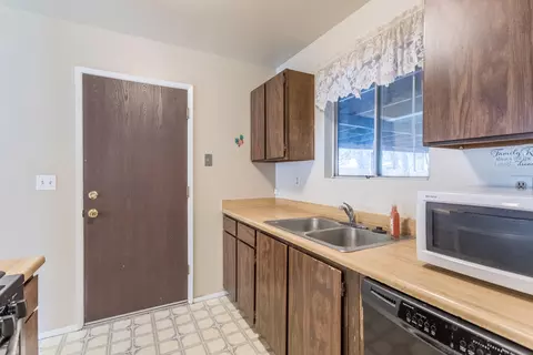 20198 Mapleleaf St, Burney, CA 96013 photo 9