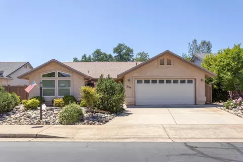 364 Franciscan Trl, Redding, CA 96003