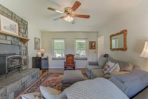 Living - 2578 Co Rd I, Willows, CA 95988 photo 1 of 3