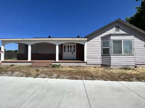 2841 Churn Creek Rd, Redding, CA 96002