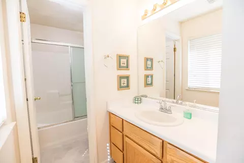 831 Mallard St, Redding, CA 96003 photo 11