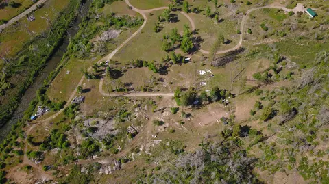 15917 Log Cabin Rd, French Gulch, CA 96033