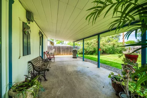 6947 Irving Rd, Redding, CA 96001 photo 23