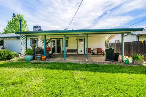 6947 Irving Rd, Redding, CA 96001 photo 21
