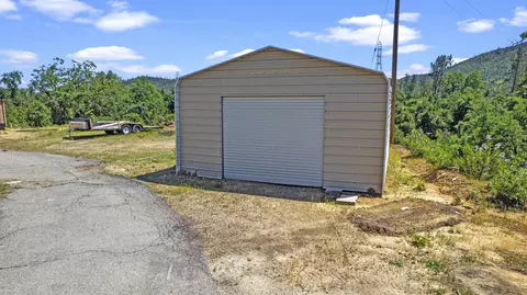 11103 Edwin Dr, Shasta, CA 96087 photo 5