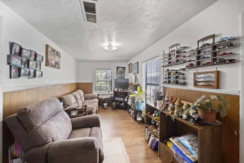 19526 Anna, Anderson, CA 96007 photo 48