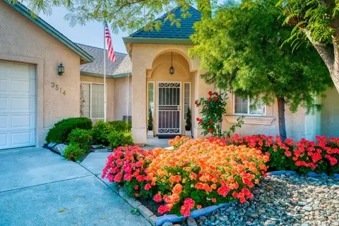 3514 Wasatch Dr, Redding, CA 96001