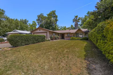 294 Newport Dr, Redding, CA 96001 photo 3