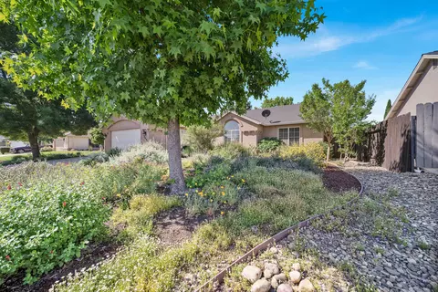 3083 Blue Bell Dr, Redding, CA 96001 photo 6