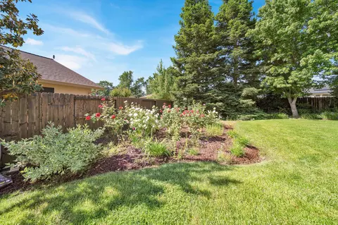 3083 Blue Bell Dr, Redding, CA 96001 photo 43