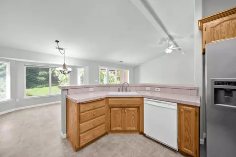 3083 Blue Bell Dr, Redding, CA 96001 photo 17